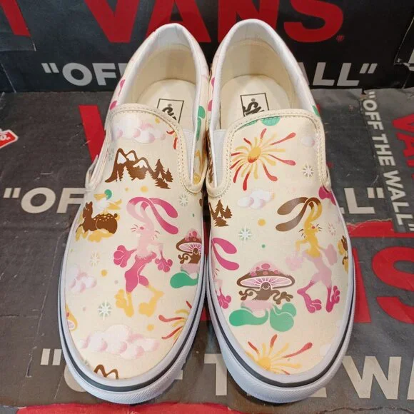 Vans Men's 11.5 Classic Slip On Get Outdoors Marshmallow White VN000BVZBPH